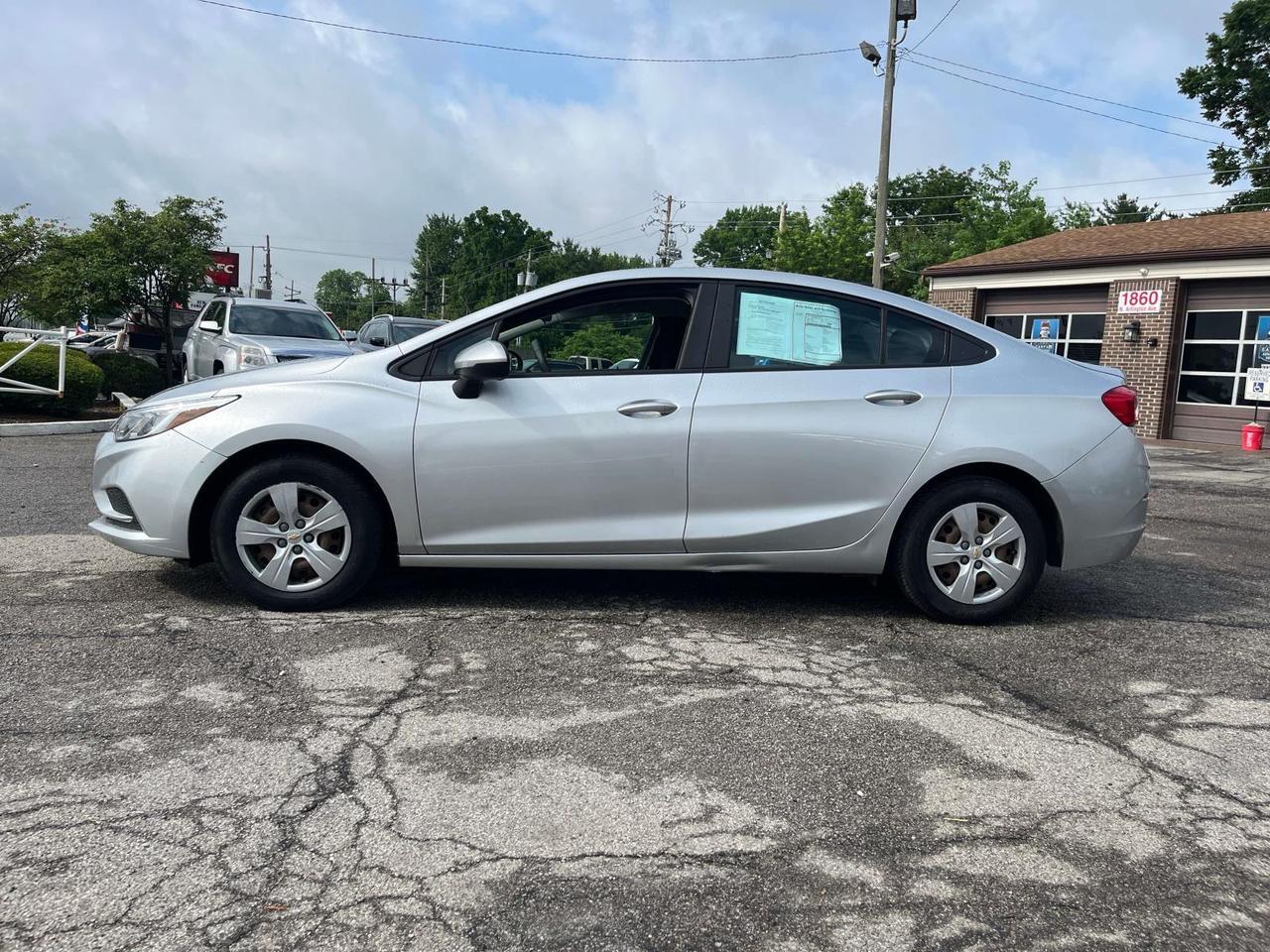2016 Chevrolet Cruze 4dr Sdn Auto LS Indianapolis IN