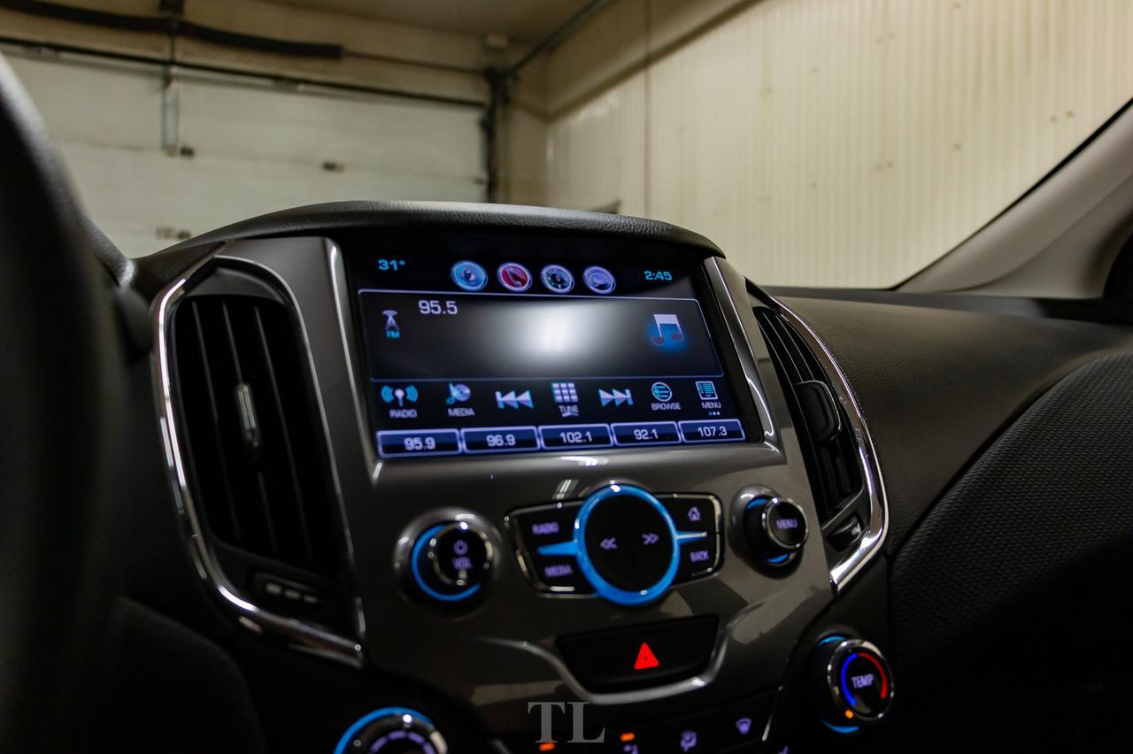 2016 Chevrolet Cruze LT Manual Roof BCam Red Deer AB