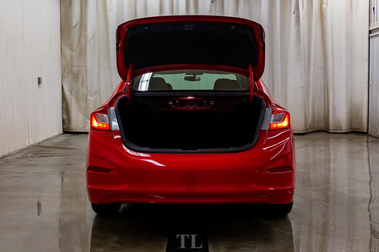 2016 Chevrolet Cruze LT Manual Roof BCam Red Deer AB