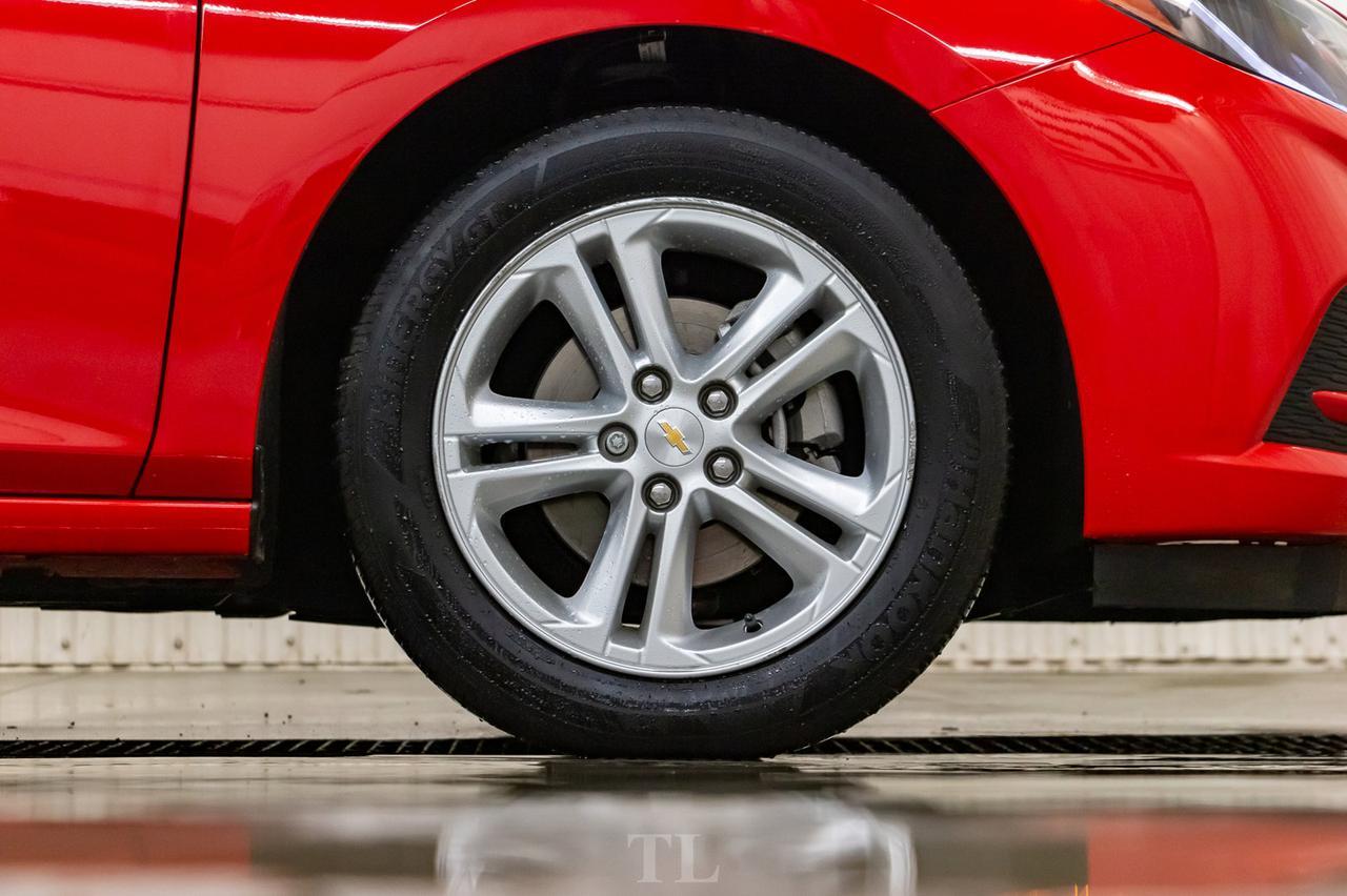 2016 Chevrolet Cruze LT Manual Roof BCam Red Deer AB