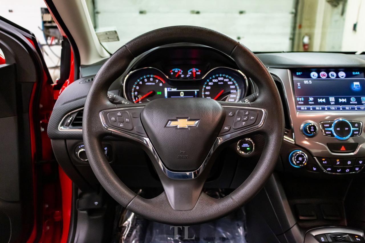 2016 Chevrolet Cruze LT Manual Roof BCam Red Deer AB