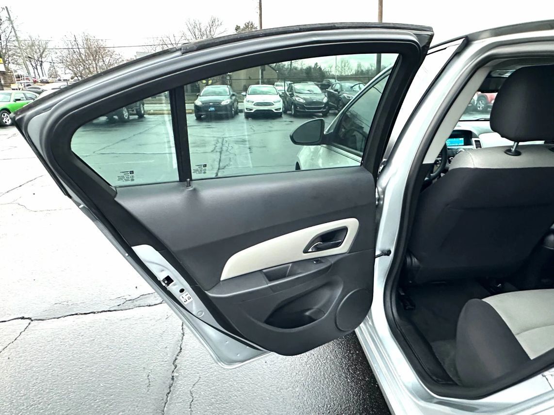 2016 Chevrolet Cruze Limited LS Sedan 4D Cincinnati OH