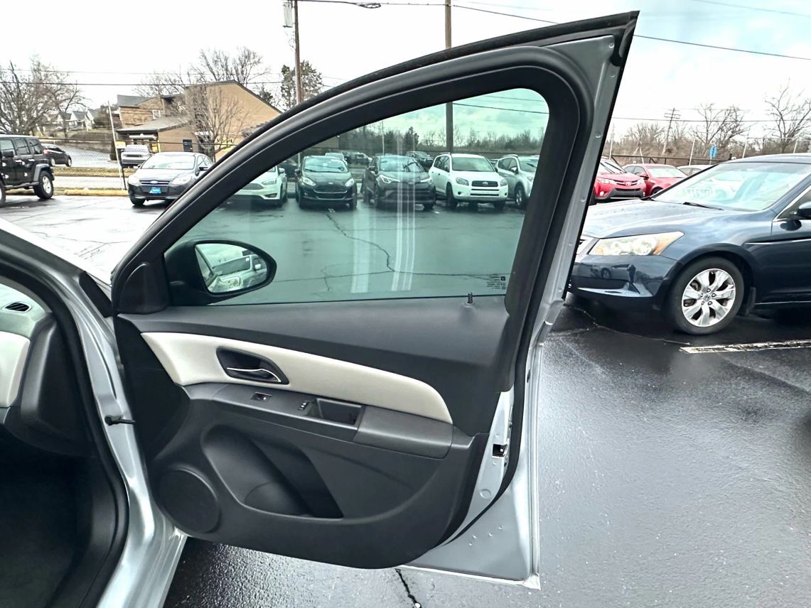 2016 Chevrolet Cruze Limited LS Sedan 4D Cincinnati OH