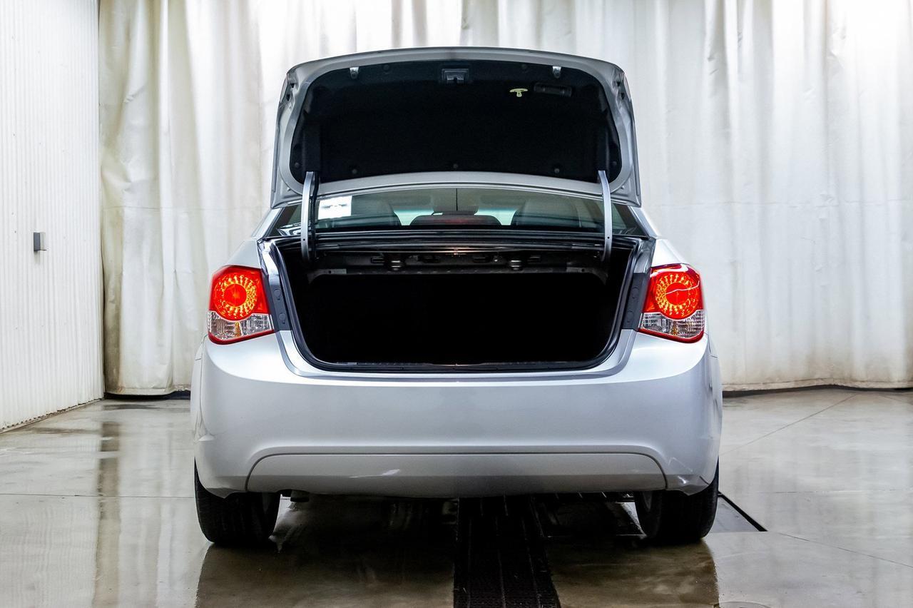 2016 Chevrolet Cruze Limited LT Leather Roof BCam Red Deer AB