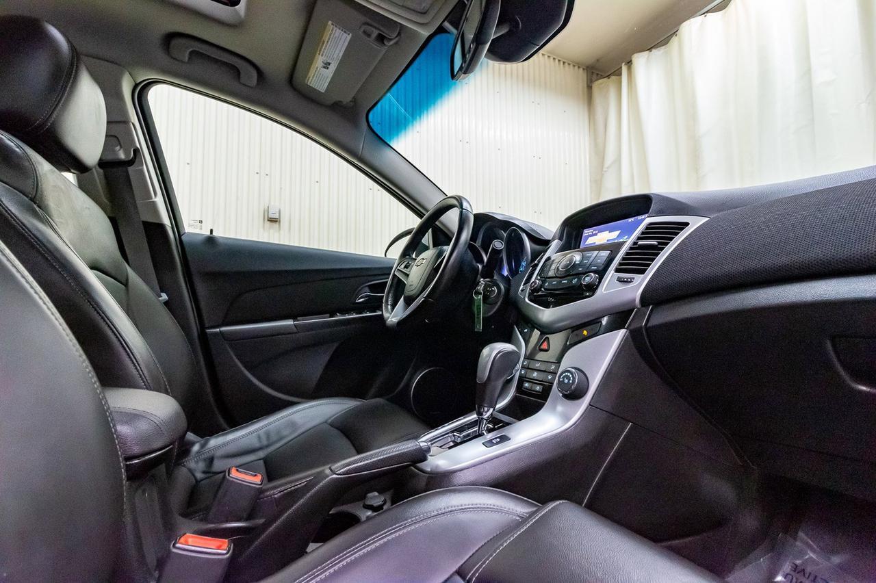 2016 Chevrolet Cruze Limited LT Leather Roof BCam Red Deer AB