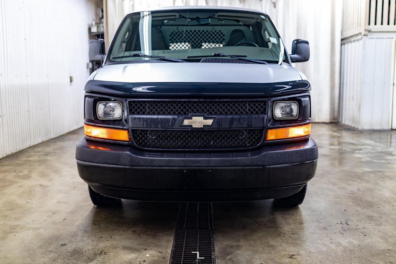 2016 Chevrolet Express 2500 Cargo Van Diesel Partition Shevles Red Deer AB