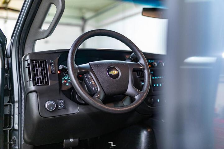 2016 Chevrolet Express 2500 Cargo Van Diesel Red Deer AB 2016 Chevrolet Express 2500 Cargo Van Diesel Red Deer AB