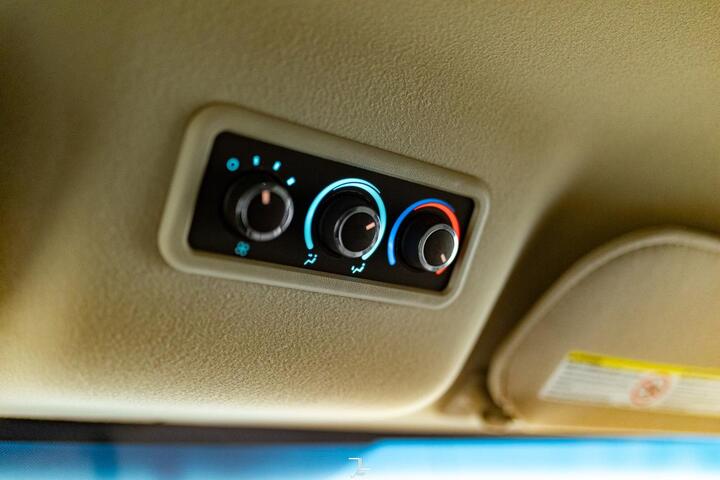 2016 Chevrolet Express 2500 Cargo Van Diesel Red Deer AB 2016 Chevrolet Express 2500 Cargo Van Diesel Red Deer AB