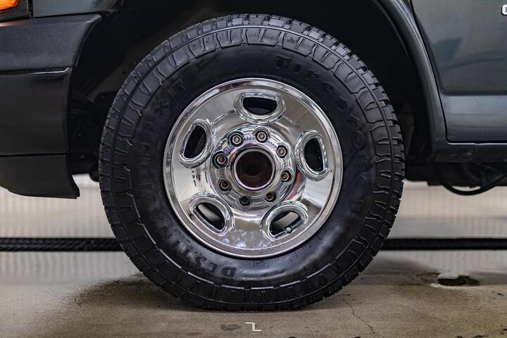 2016 Chevrolet Express 2500 Cargo Van Diesel Red Deer AB 2016 Chevrolet Express 2500 Cargo Van Diesel Red Deer AB