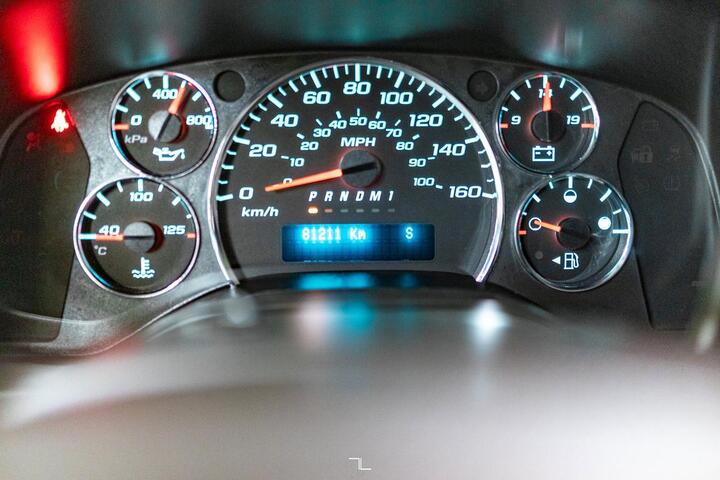 2016 Chevrolet Express 2500 Cargo Van Diesel Red Deer AB 2016 Chevrolet Express 2500 Cargo Van Diesel Red Deer AB