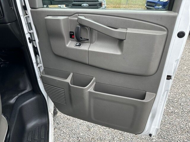 2016 Chevrolet Express 2500 Cargo Van w/ Ladder Rack & Bin Pkg Ashland VA