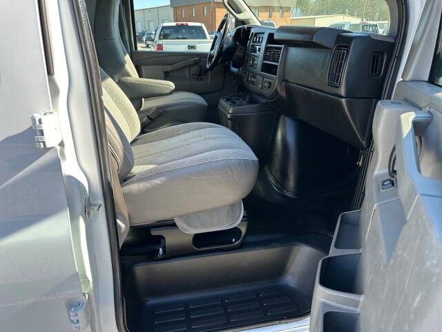 2016 Chevrolet Express 2500 Extended Cargo w/ Bin Package Ashland VA