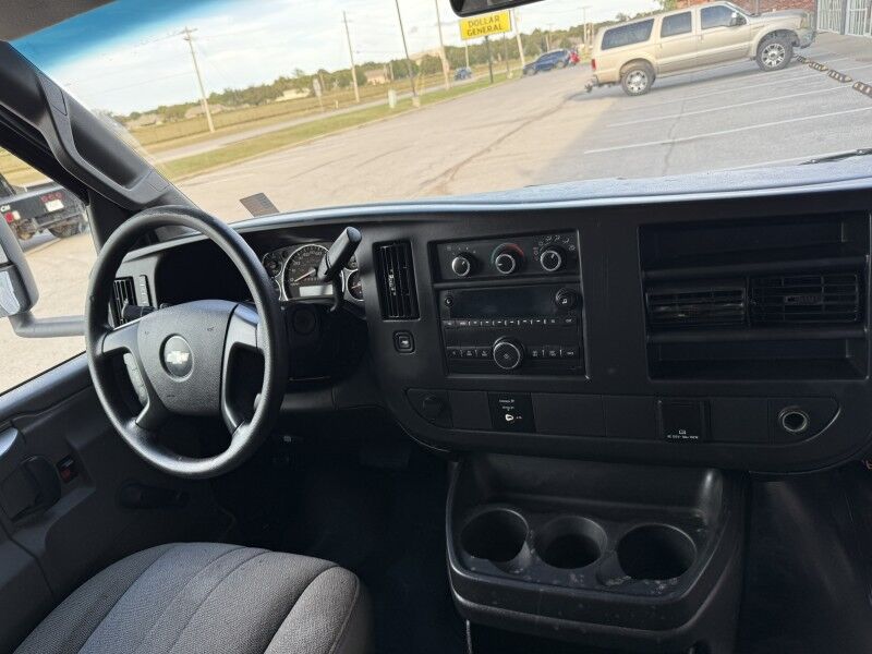 2016 Chevrolet Express 3500 Box Van 83k mi's Collinsville OK