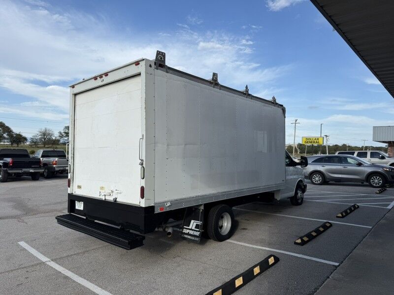 2016 Chevrolet Express 3500 Box Van 83k mi's Collinsville OK