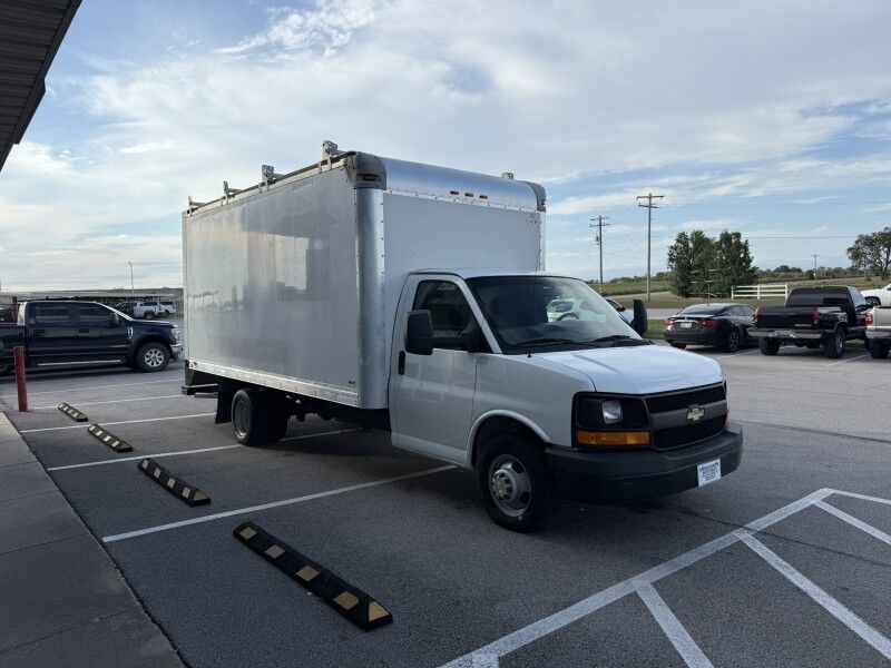 2016 Chevrolet Express 3500 Box Van 83k mi's Collinsville OK