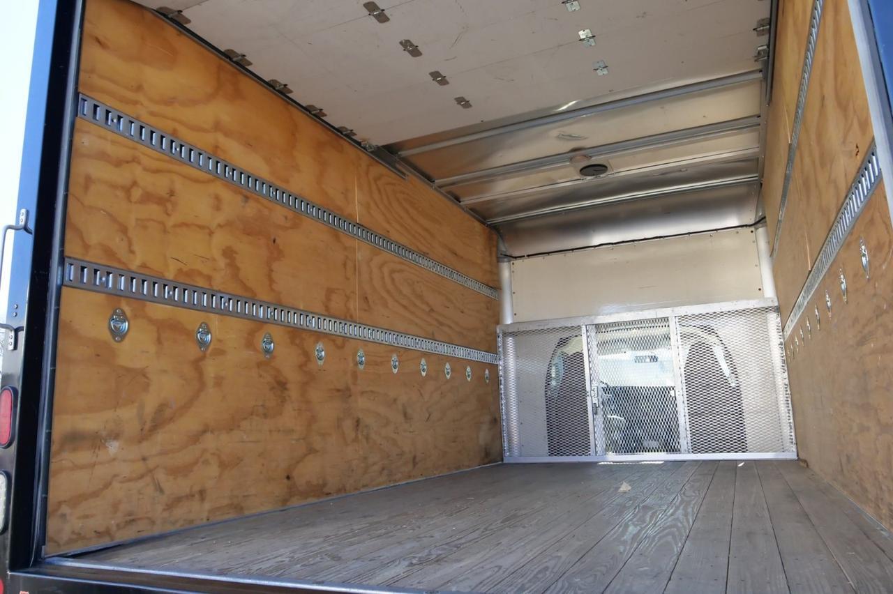 2016 Chevrolet Express 3500 Box Van / Duramax V8 Diesel / DRW / 13FT Box! Lincolnton NC