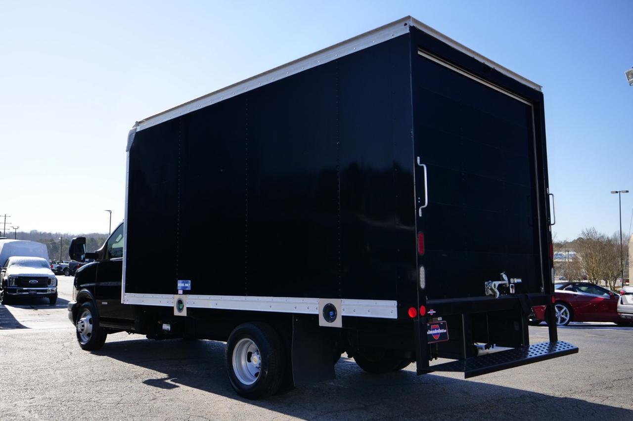 2016 Chevrolet Express 3500 Box Van / Duramax V8 Diesel / DRW / 13FT Box! Lincolnton NC