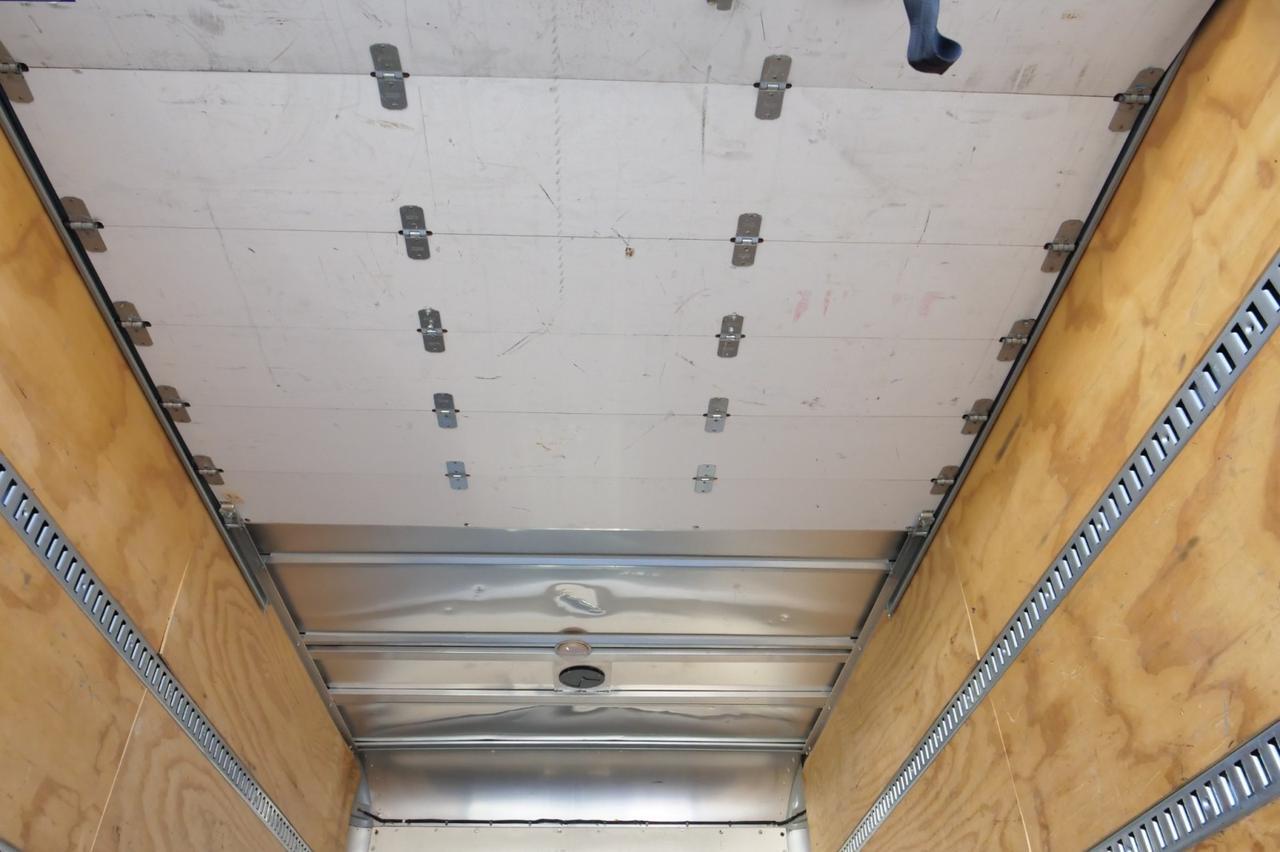 2016 Chevrolet Express 3500 Box Van / Duramax V8 Diesel / DRW / 13FT Box! Lincolnton NC