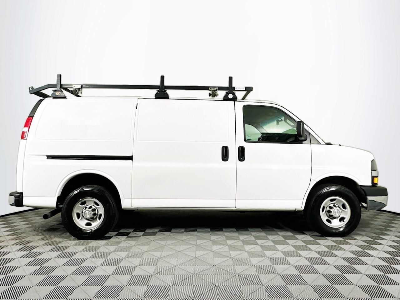 2016 Chevrolet Express 3500 Work Van Tacoma WA