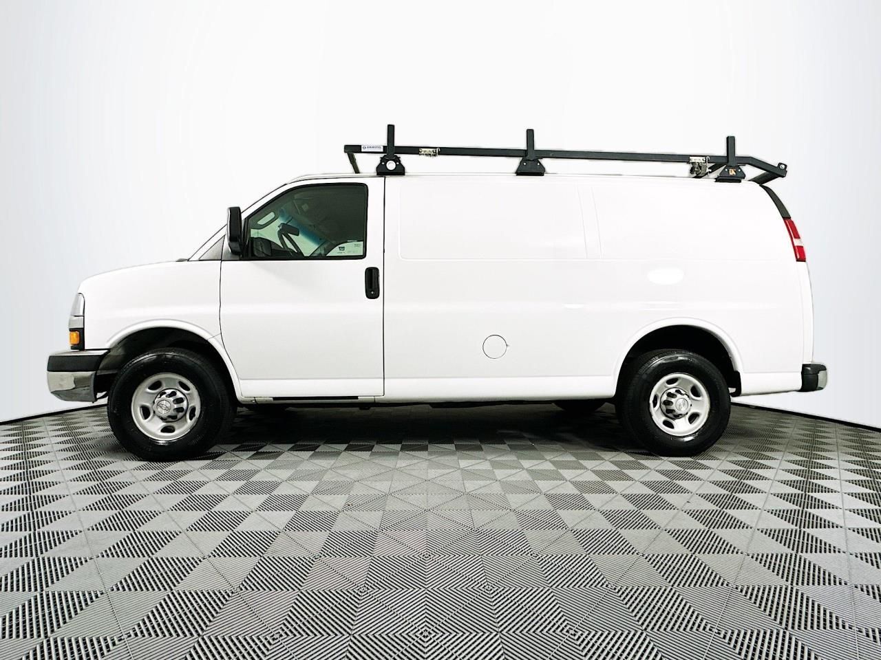 2016 Chevrolet Express 3500 Work Van Tacoma WA