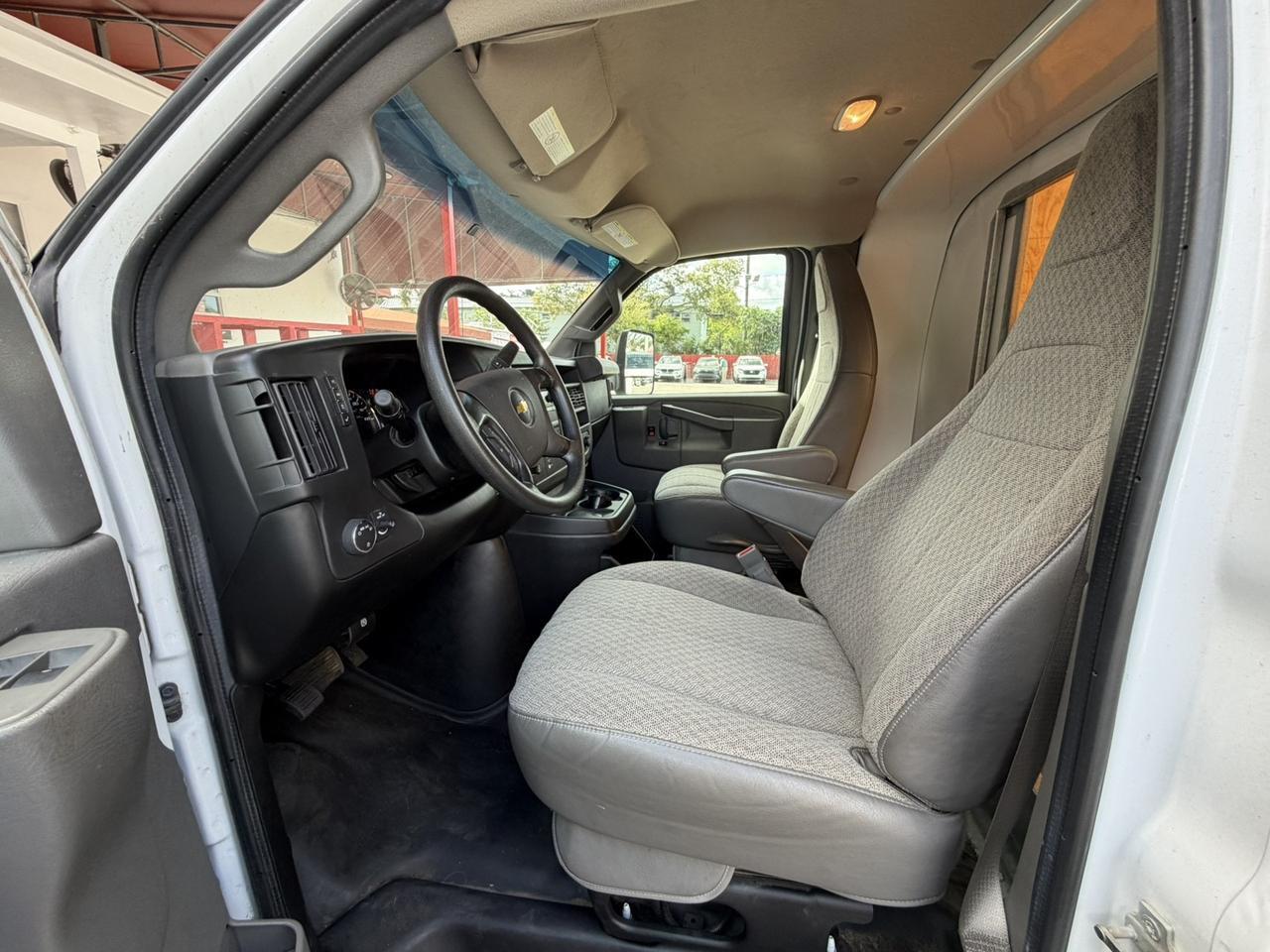 2016 Chevrolet Express Commercial Cutaway Hollywood FL