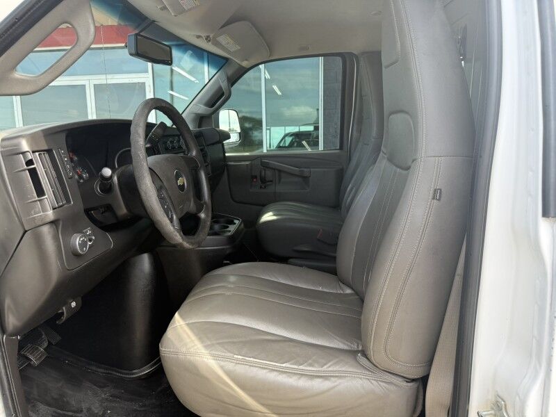 2016 Chevrolet Express G2500 Cargo Van Collinsville OK