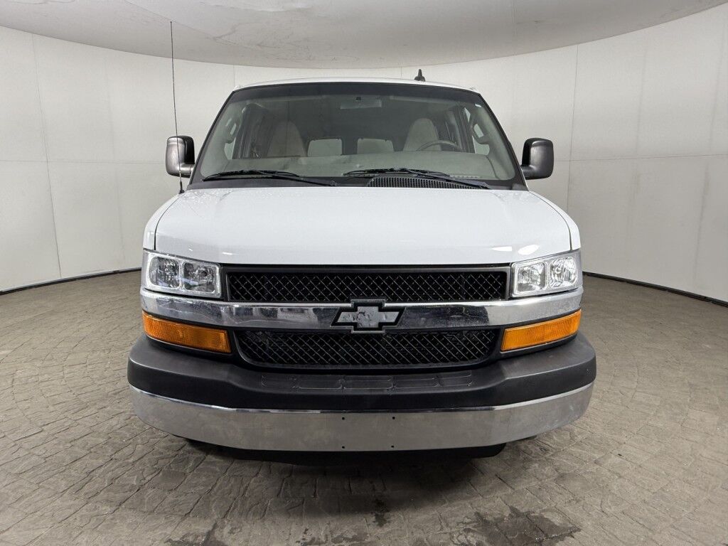 2016 Chevrolet Express Passenger 3500 LT Extended 15 Passenger Maumee OH