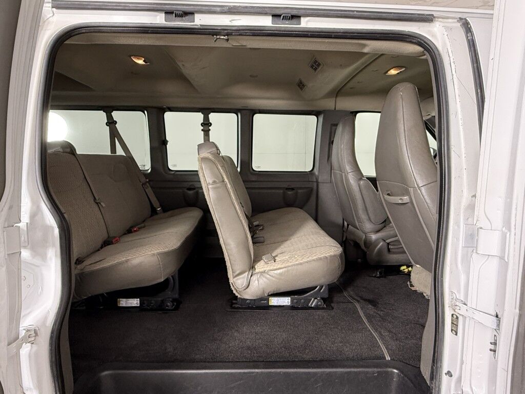 2016 Chevrolet Express Passenger 3500 LT Extended 15 Passenger Maumee OH
