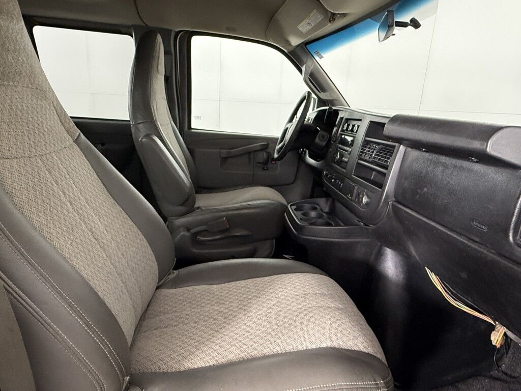 2016 Chevrolet Express Passenger 3500 LT Extended 15 Passenger Maumee OH