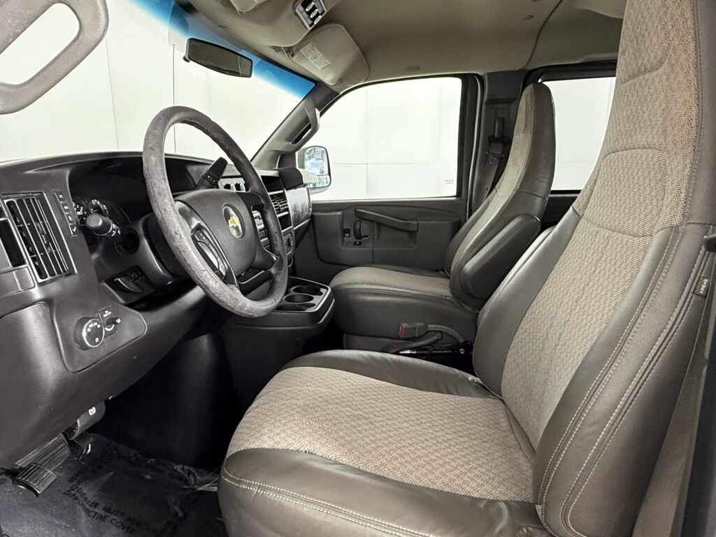 2016 Chevrolet Express Passenger 3500 LT Extended 15 Passenger Maumee OH