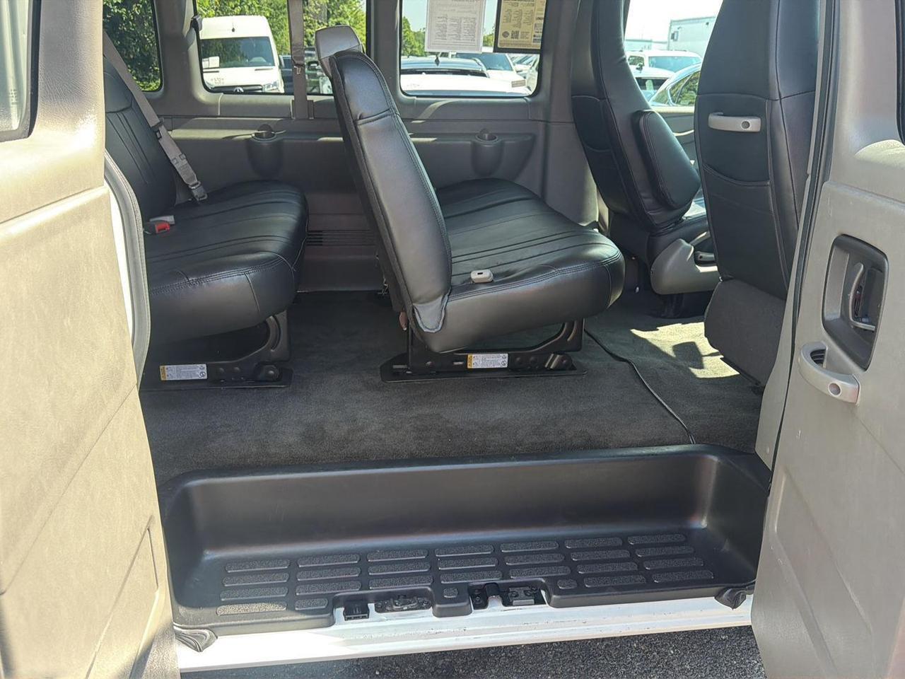 2016 Chevrolet Express Passenger LT Gaithersburg MD