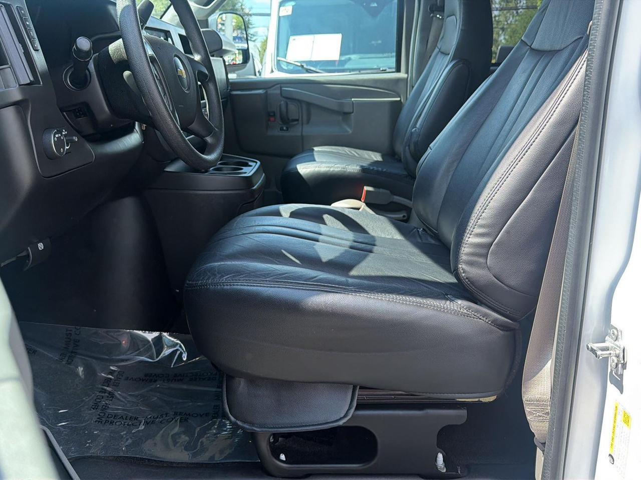 2016 Chevrolet Express Passenger LT Gaithersburg MD