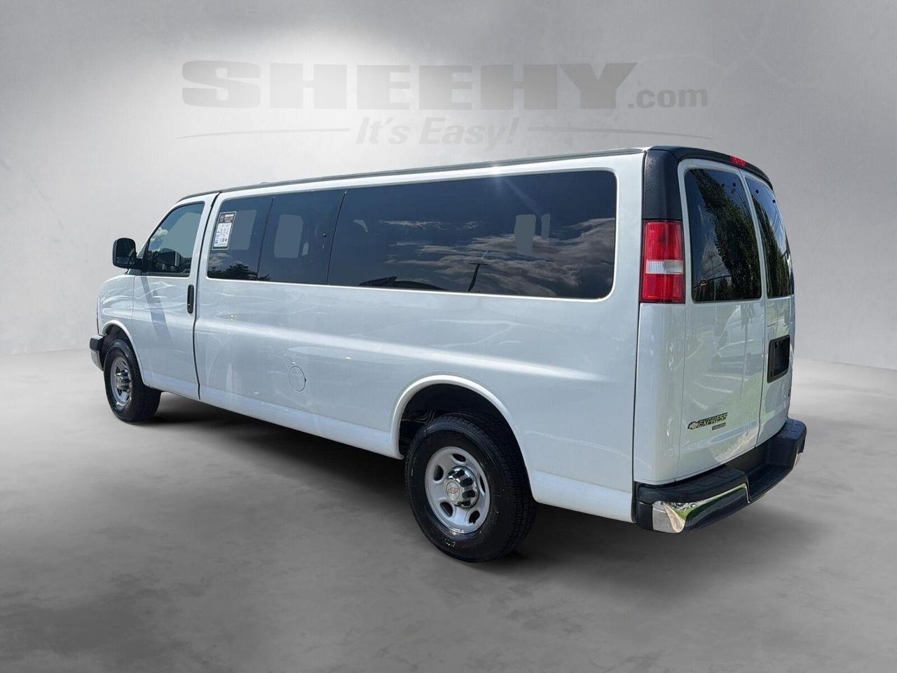 2016 Chevrolet Express Passenger LT Gaithersburg MD