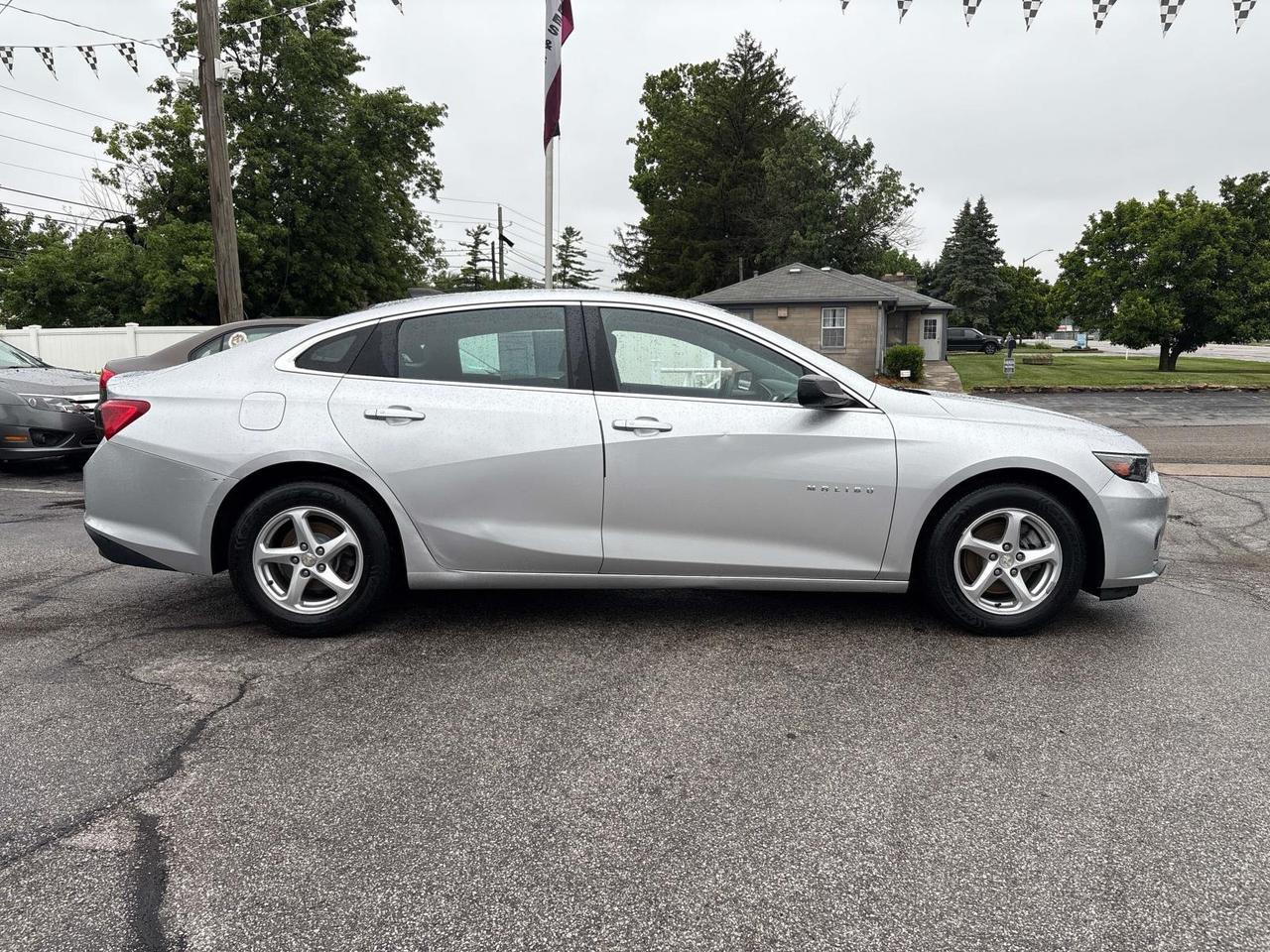 2016 Chevrolet Malibu 4dr Sdn LS w/1LS Indianapolis IN