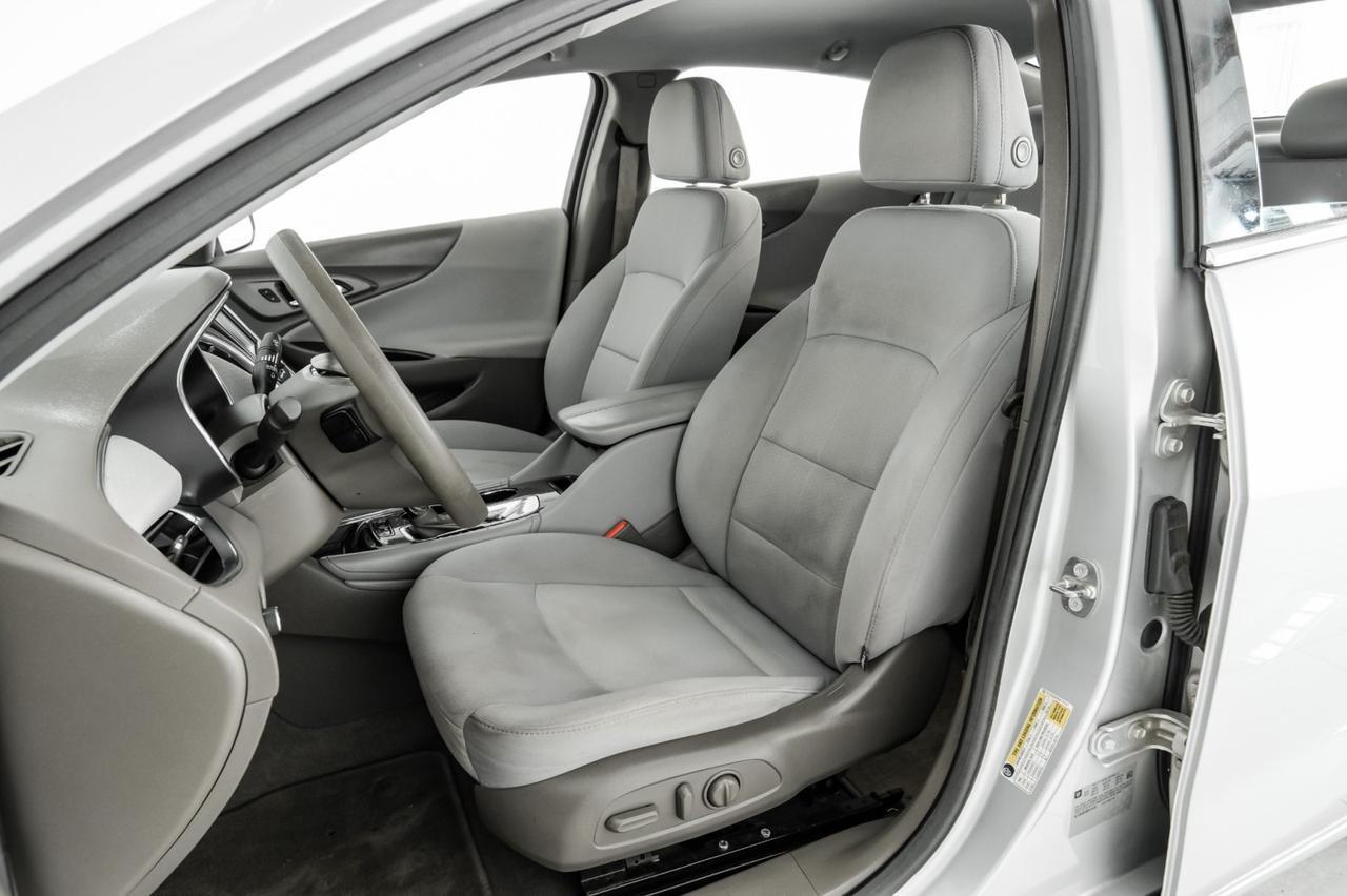 2016 Chevrolet Malibu LT AUTOMATIC REAR CAMERA KEYLESS START BLUETOOTH POWER DRIVER SE Carrollton TX