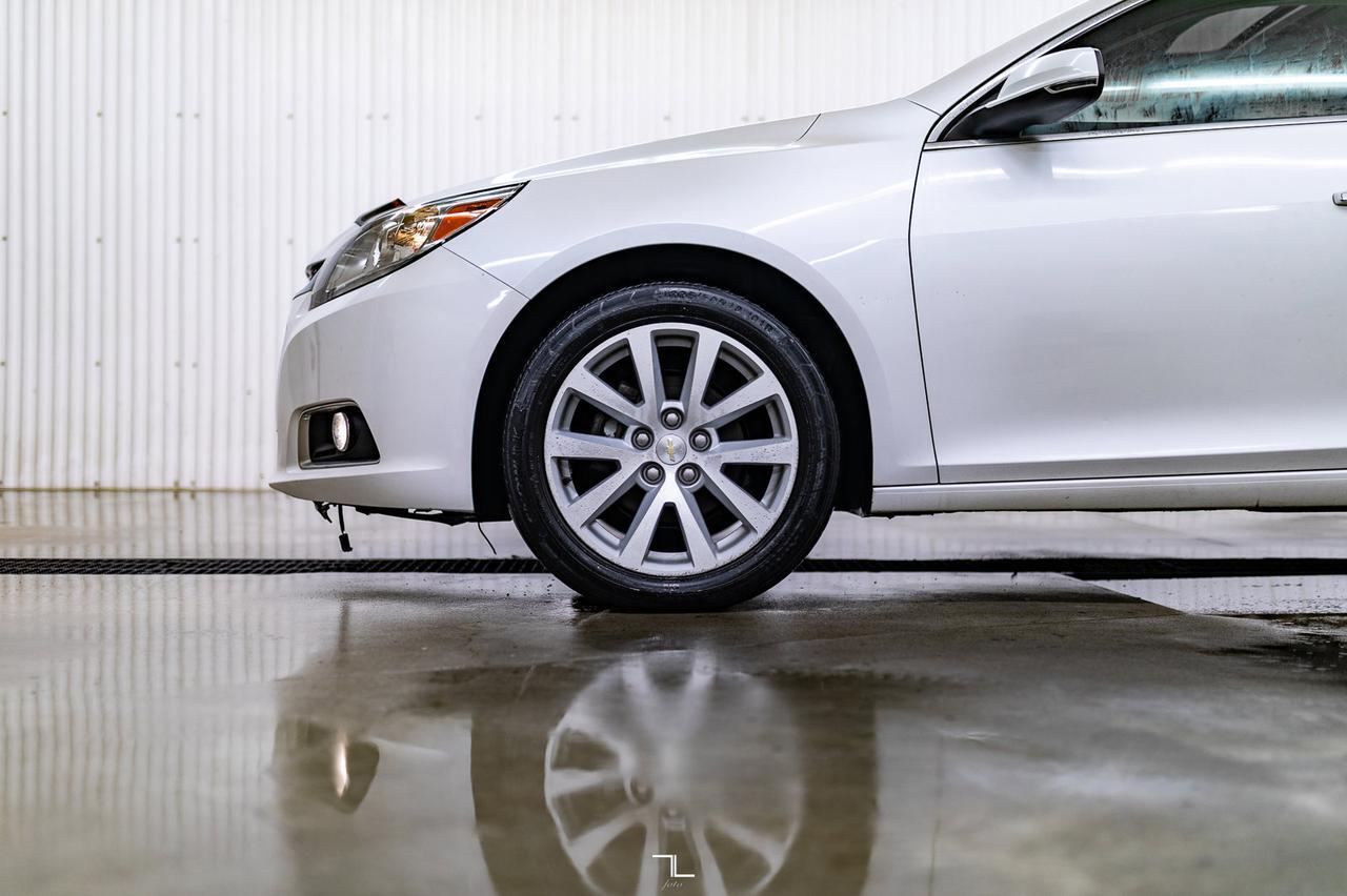 2016 Chevrolet Malibu Limited LTZ Leather Roof BCam Red Deer AB