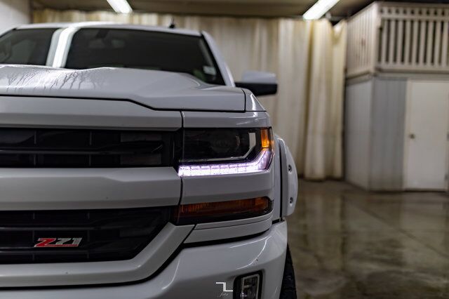 2016 Chevrolet Silverado 1500 4x4 Crew Cab LT Z71 BCam 6&quot; Lift Red Deer AB