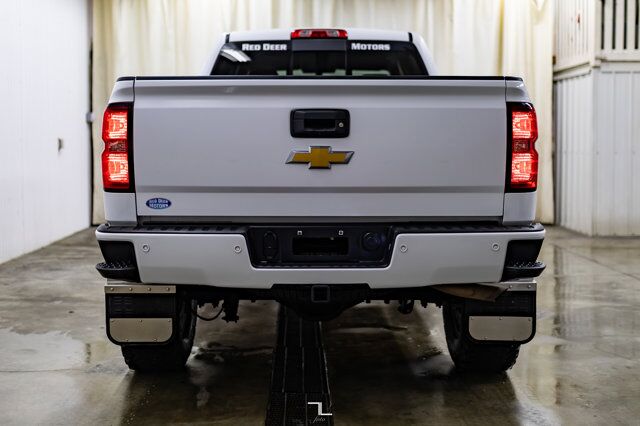 2016 Chevrolet Silverado 1500 4x4 Crew Cab LT Z71 BCam 6&quot; Lift Red Deer AB