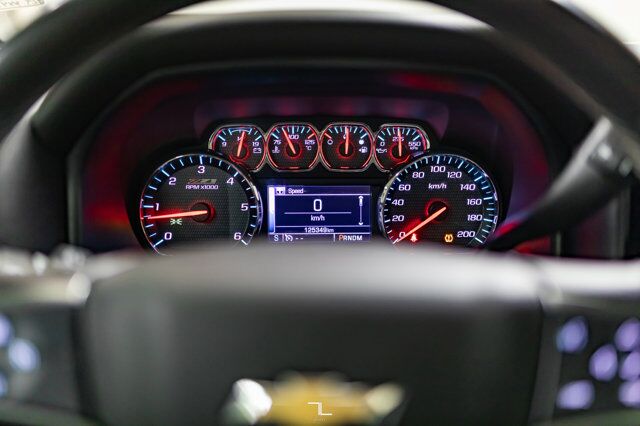 2016 Chevrolet Silverado 1500 4x4 Crew Cab LT Z71 BCam 6&quot; Lift Red Deer AB