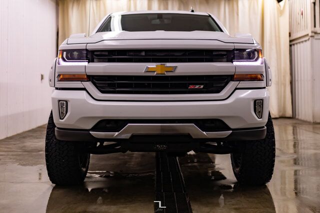 2016 Chevrolet Silverado 1500 4x4 Crew Cab LT Z71 BCam 6&quot; Lift Red Deer AB
