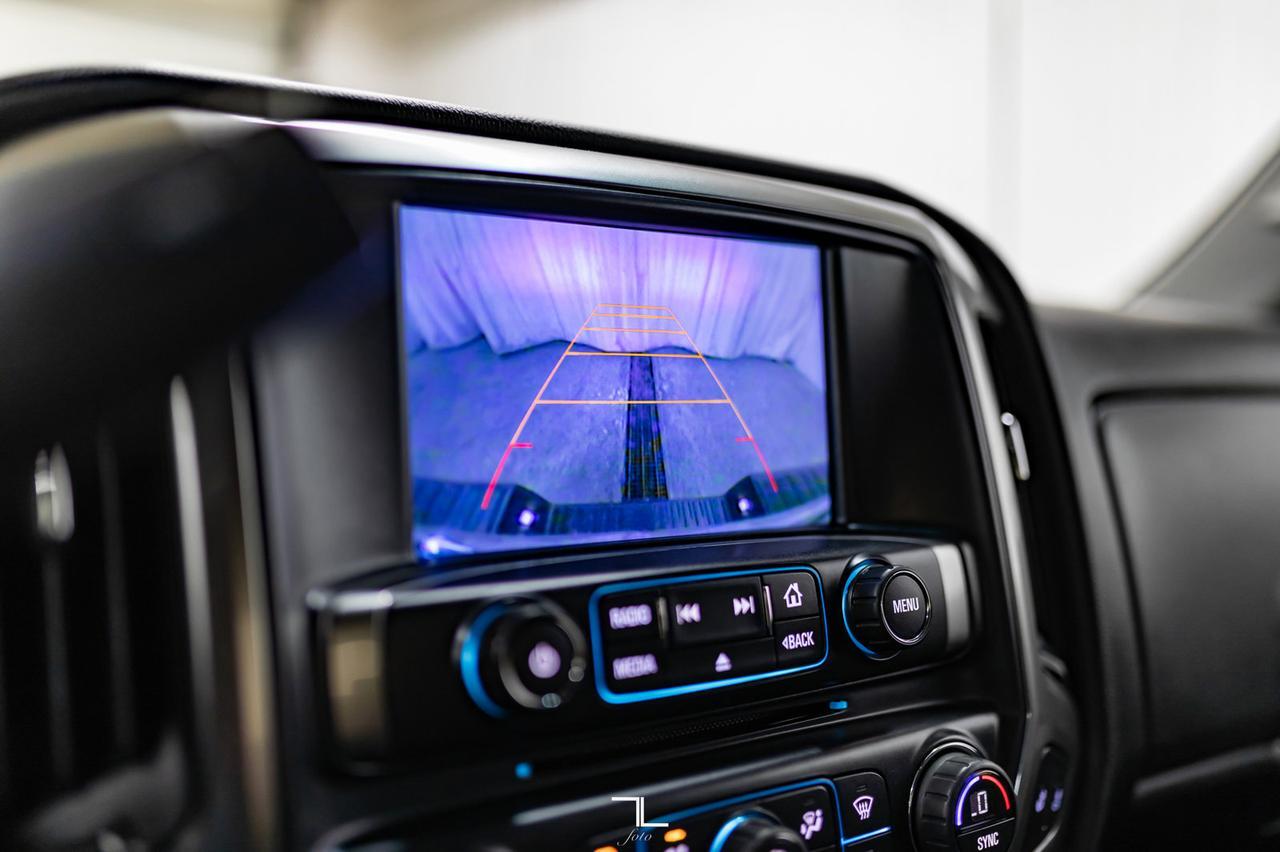 2016 Chevrolet Silverado 1500 4x4 Crew Cab LT Z71 BCam Hseat Red Deer AB