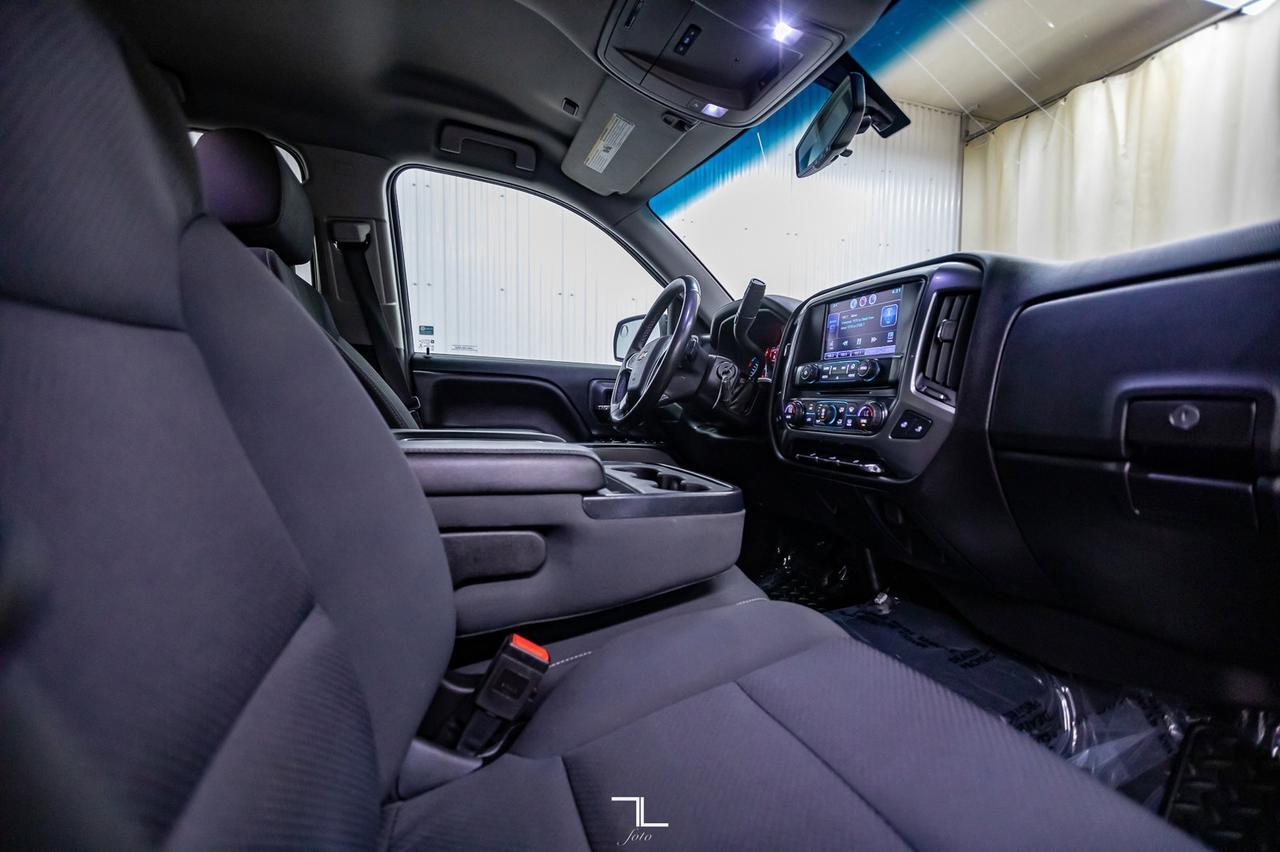 2016 Chevrolet Silverado 1500 4x4 Crew Cab LT Z71 BCam Hseat Red Deer AB