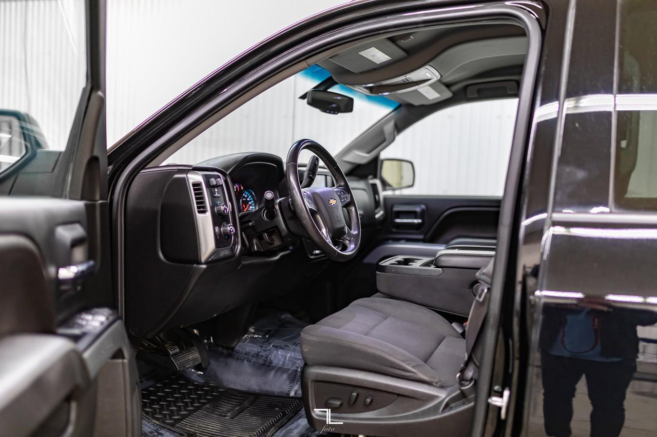 2016 Chevrolet Silverado 1500 4x4 Crew Cab LT Z71 BCam Hseat Red Deer AB