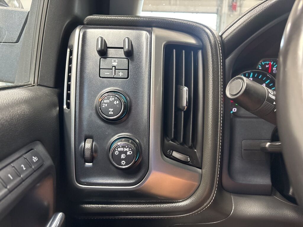 2016 Chevrolet Silverado 1500 4x4 Crew Cab LTZ Minocqua WI