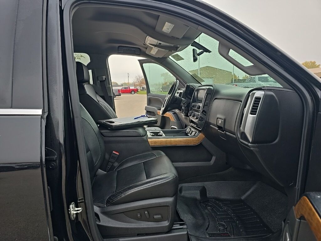 2016 Chevrolet Silverado 1500 4x4 Crew Cab LTZ Minocqua WI