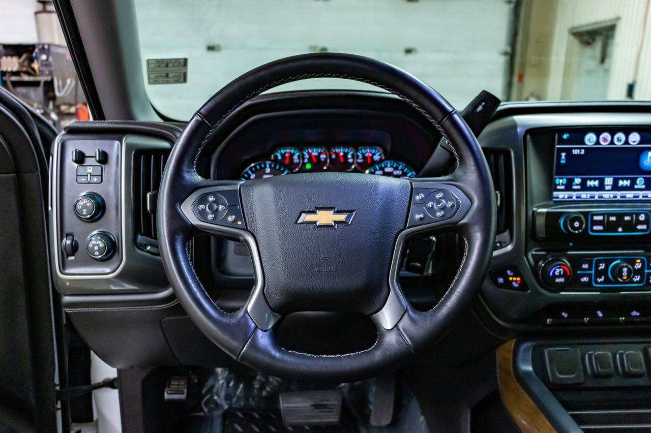 2016 Chevrolet Silverado 1500 4x4 Crew Cab LTZ Leather Nav BCam Red Deer AB