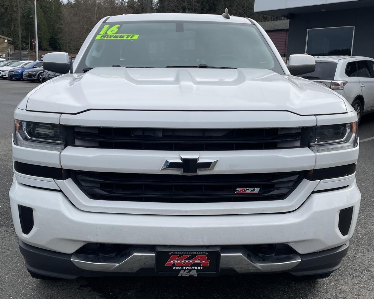 2016 Chevrolet Silverado 1500 Crew Cab Z71 LT Pickup 4D 5 3/4 ft