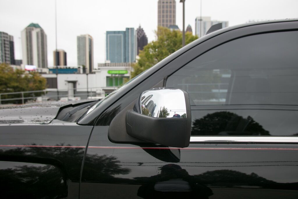 2016 Chevrolet Silverado 1500 High Country photo 4