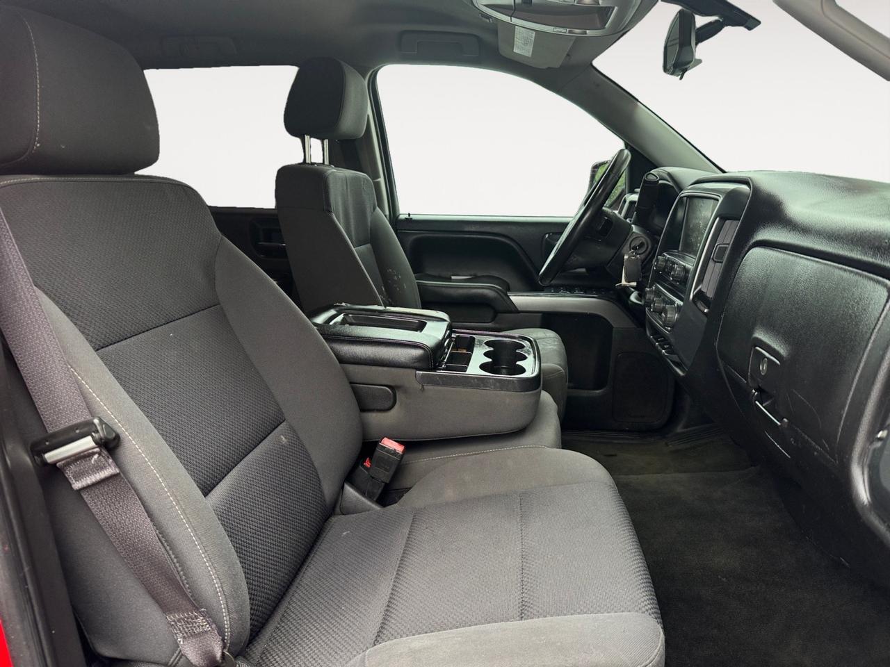 2016 Chevrolet Silverado 1500 LT, 4X4. TOW PACKAGE, TRAILER BRAKE CONTROLLER, WIFI CAPABLE, ONSTAR, BLUETOOTH, REMOTE START, COME SEE THIS TRUCK!!! Norfolk VA