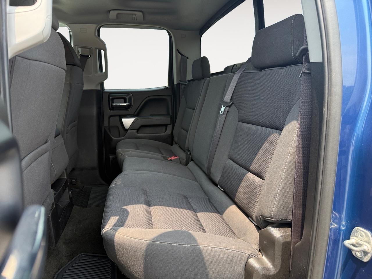 2016 Chevrolet Silverado 1500 LT, HEATED SEATS, BLUETOOTH, BACKUP CAMERA, BED LINER, TOW PACKAGE, POWER/HEATED MIRRORS, REMOTE KEYLESS ENTRY, POWER SLIDING REAR WINDOW, UNIVERSAL GARAGE DOOR OPENER, LOW MILES, CLEAN CARFAX! Norfolk VA